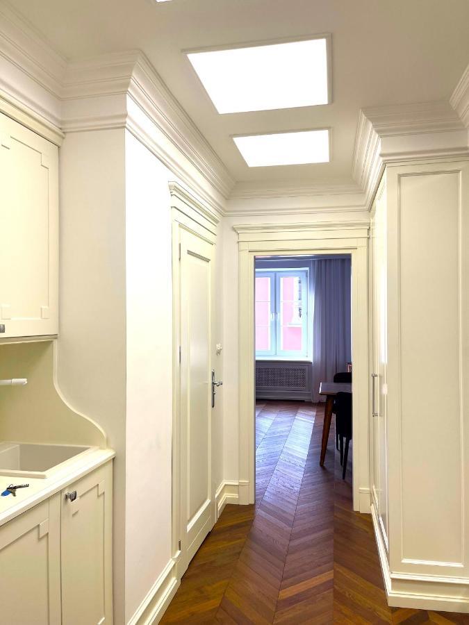 Warsaw Miodowa Apartments - Old Town - Stare Miasto ภายนอก รูปภาพ